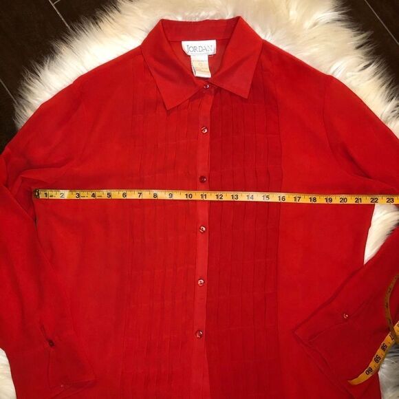 Jordan vintage red pleated front button down LG - Picture 6 of 7